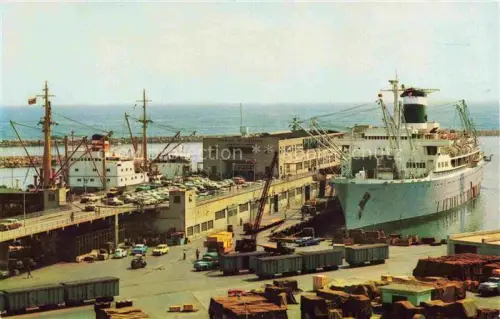 AK / Ansichtskarte La Guaira Vargas Venezuela Puerto Terminal de pasajeros