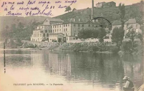 AK / Ansichtskarte Villerest ROANNE 42 Loire Aux bords de la rivière vue sur la Papeterie