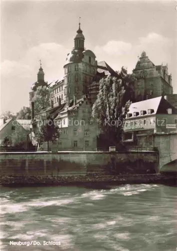 AK / Ansichtskarte Neuburg  Donau Bayern Schloss