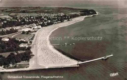 AK / Ansichtskarte TRAVEMueNDE Ostseebad Kuestenpanorama Strand