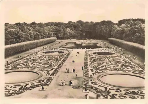 AK / Ansichtskarte BRueHL (Schloss) Rheinland NRW Schloss Gartenparterre vor der Suedfront nach Entwurf von D. Girard
