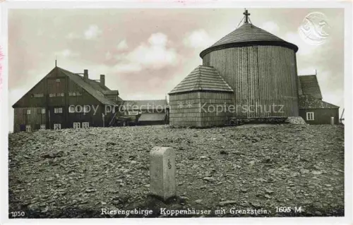 AK / Ansichtskarte Koppenhaeuser Koppenbaude Riesengebirge CZ Bergbauden mit Grenzstein