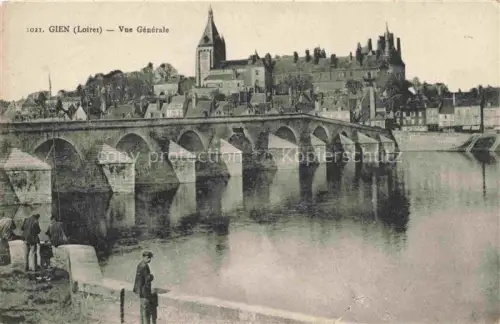 AK / Ansichtskarte Gien Montargis 45 Loiret Vue generale