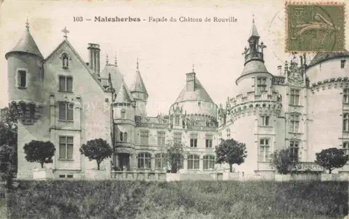 AK / Ansichtskarte Malesherbes Pithiviers 45 Loiret Facade du Chateau de Rouville