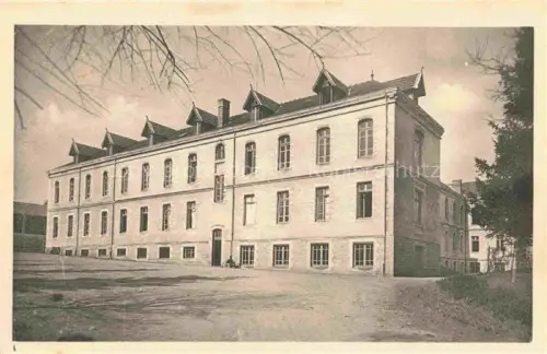 AK / Ansichtskarte Cluny MACON 71 Saone-et-Loire Ecole Pratique de Commerce et d'Industrie Facade Est