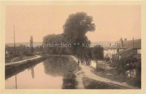 AK / Ansichtskarte Chagny  71 Saone-et-Loire Le Canal vu du pont de Bouzeron