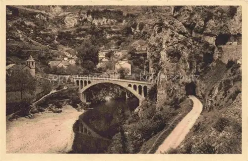 AK / Ansichtskarte Saint-Chely-du-Tarn Gorges du Tarn Vue aerienne