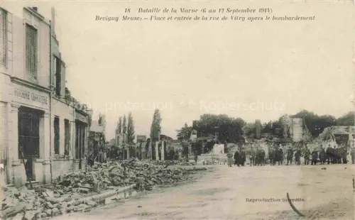 AK / Ansichtskarte Revigny-aux-Vaches Bar-le-Duc 55 Meuse Place et entree de la rue de Vitry apres le bombardement