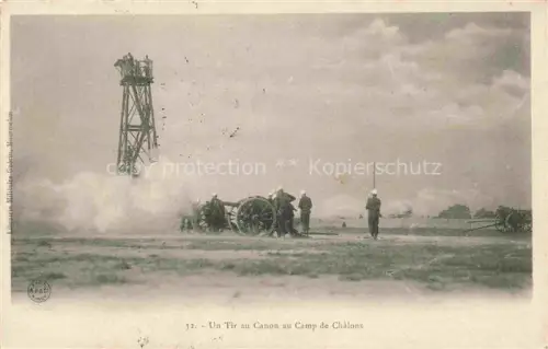 AK / Ansichtskarte Camp de Chalons Chalons-en-Champagne 51 Marne Un Tir au Canon