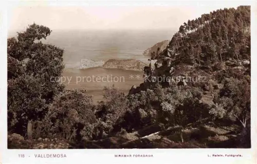 AK / Ansichtskarte Valldemossa Valldemosa Mallorca ES Miramar-Foradada Kueste Felsen Meer Baeume