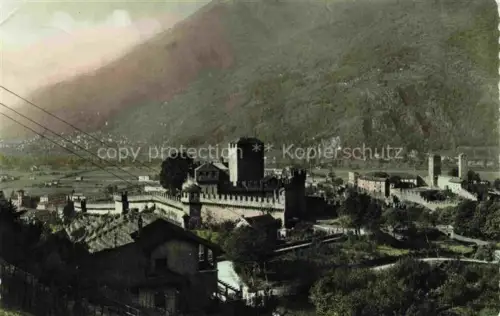 AK / Ansichtskarte BELLINZONA TI Castelli-di-Uri Castelli-di-Svitto Burg Burgmauer Berge Tal