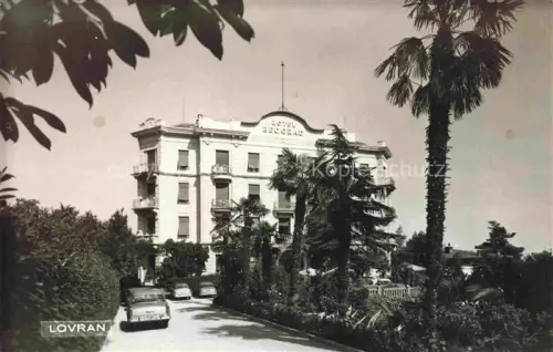 AK / Ansichtskarte Lovran Lovrana Laurana Croatia Hotel Beograd