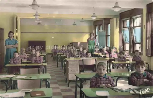 AK / Ansichtskarte Giens Hyeres TOULON 83 Var Maison d'Enfants Plein Soleil Salle de classe