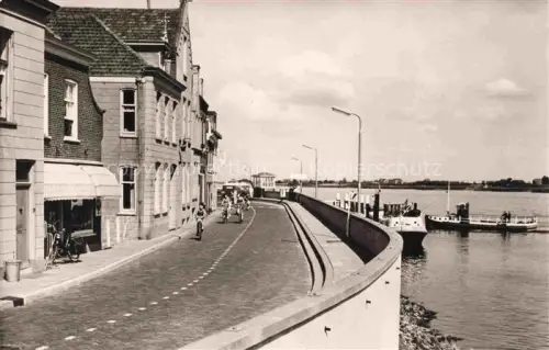 AK / Ansichtskarte Lekkerkerk Zuid-Holland NK Voorstraat