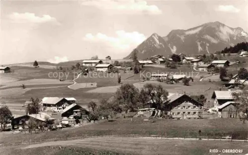 AK / Ansichtskarte Oberdorf Ried-Oberdorf Obermaiselstein Oberallgaeu Bayern Panorama Blick gegen Gruenten