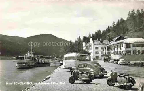AK / Ansichtskarte Achensee Tirol AT Hotel Scholastika Fahrgastschiff Anleger