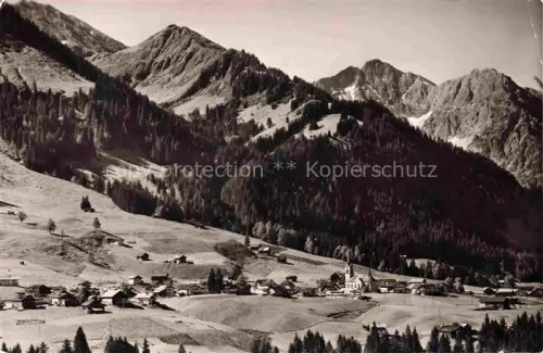 AK / Ansichtskarte Riezlern Kleinwalsertal Vorarlberg AT mit Hirschegg Mittelberg und Widderstein
