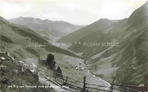 AK / Ansichtskarte Hintertux Tux Zillertal Tirol AT Am Weg zum Tuxerjoch