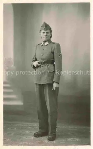 AK / Ansichtskarte Militaria Schweiz Soldat 