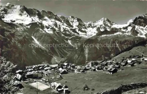 AK / Ansichtskarte Muerren BE Panorama Ebnefluh Mittaghorn Grosshorn Breithorn Berner Alpen
