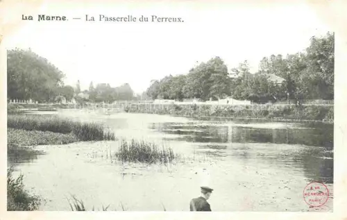 AK / Ansichtskarte La Marne (Region) REIMS 51 Marne La Passerelle du Perreux