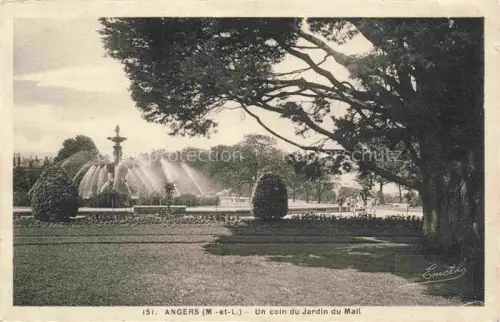 AK / Ansichtskarte ANGERS 49 Maine-et-Loire Un coin du Jardin du Mail