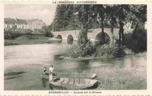 AK / Ansichtskarte Bourdeilles Perigueux 24 Dordogne Le pont sur la Droune