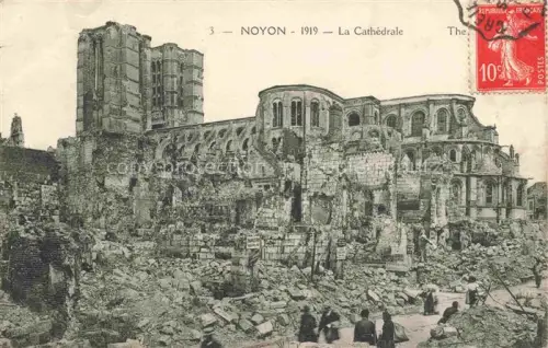 AK / Ansichtskarte Noyon Compiegne 60 Oise La Cathedrale