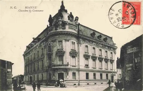 AK / Ansichtskarte ROANNE 42 Loire Chambre-de-Commerce Handelskammer Gruenderzeit Passanten Strassenecke