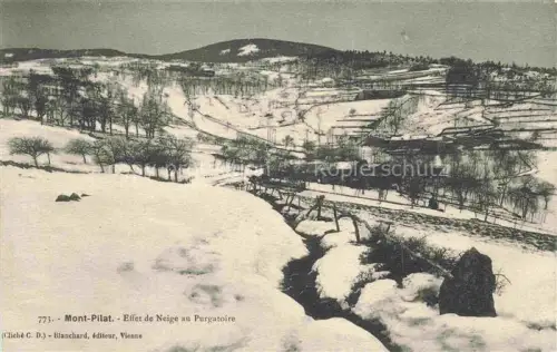 AK / Ansichtskarte Mont-Pilat 1400m Graix Saint-Etienne 42 Loire Purgatoire Winter Schnee Bach Berghang Baeume Weiler