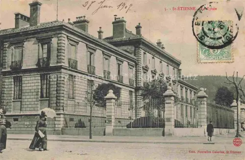 AK / Ansichtskarte SAINT-ETIENNE  ST-ETIENNE 42 Loire Le-Lycée Gymnasium Schule Zaun Gruenderzeit Passanten Rue-du-Sépulcre