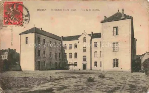 AK / Ansichtskarte ROANNE 42 Loire Institution-Saint-Joseph Rue-de-la-Livatte Schule Innenhof Klostergebaeude