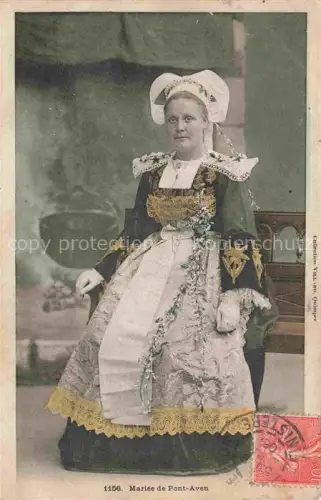 AK / Ansichtskarte Pont-Aven Mariée Bretonin Coiffe Brautkleid Tracht Goldstickerei Blumengirlande Hochzeit Portraet