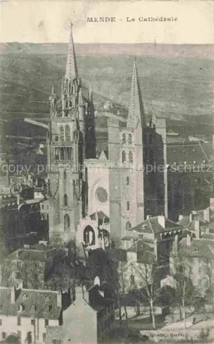 AK / Ansichtskarte MENDE 48 Lozere Cathédrale Kathedrale Tuerme Gotik Altstadt Daecher Huegel Baeume