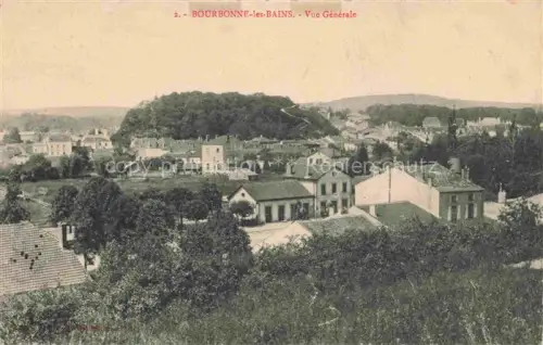 AK / Ansichtskarte Bourbonne-les-Bains Langres 52 Haute-Marne Stadtpanorama Huegel Haeuser Wald Wiesen Baeume Thermalort Daecher