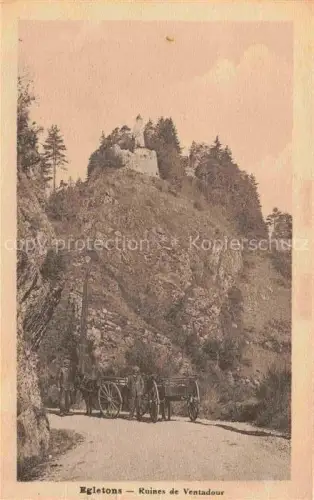 AK / Ansichtskarte Egletons Tulle 19 Correze Ruines-de-Ventadour Burgruine Felsen Strasse Pferdekarre Personen Baeume Berglandschaft