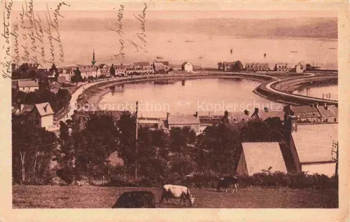 AK / Ansichtskarte PERROS-GUIREC Lannion 22 Cotes-d Armor Le-Linkin Baie Hafen Bassin Meer Haeuser Kuehe Weide Panorama