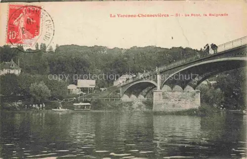 AK / Ansichtskarte La Varenne-Chennevieres 94 Val-de-Marne Pont Baignade Marne Bruecke Flussbad Fluss Eisenbruecke Ausfluegler