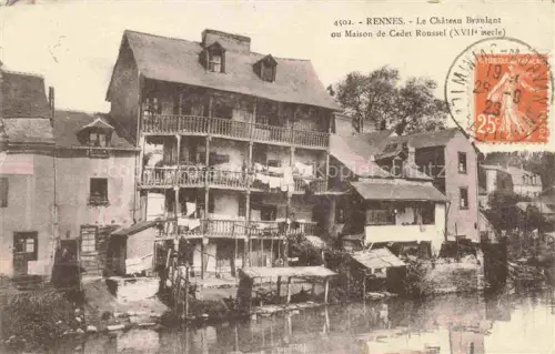 AK / Ansichtskarte RENNES 35 Ille-et-Vilaine Château-Branlant Maison-de-Cadet-Roussel Fluss Balkon Waesche Fachwerkhaus Ufer