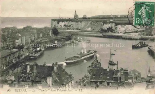 AK / Ansichtskarte DIEPPE 76 Seine-Maritime Avant-Port Tamise Dampfschiff Hafen Kreidekueste Stadtansicht Kirchturm Vogelperspektive Schifffahrt