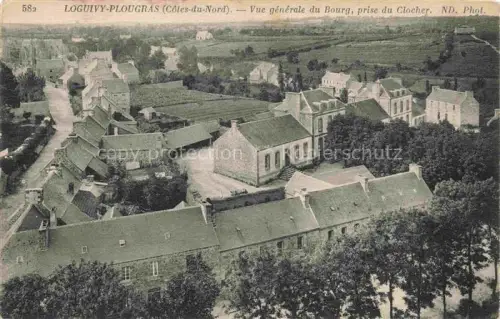 AK / Ansichtskarte Loguivy-Plougras Lannion 22 Cotes-d Armor Dorfansicht Kirchturmperspektive Haeuser Strassen Baeume Felder Dorfkern