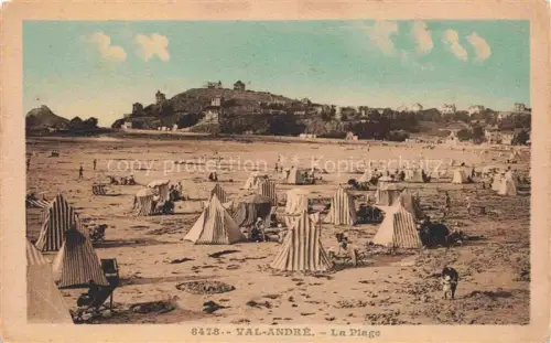 AK / Ansichtskarte Pleneuf-Val-Andre Saint-Brieuc 22 Cotes-d Armor La-Plage Badezelte Strand Sommer Huegel Menschen Meer Strandleben