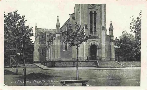 AK / Ansichtskarte ARCACHON 33 Gironde Chapelle-St-Ferdinand Kirchturm Treppen Baeume Garten