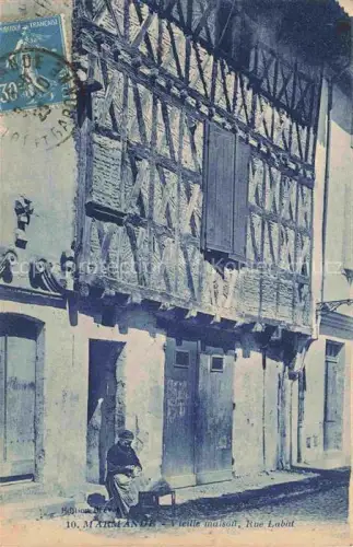 AK / Ansichtskarte MARMANDE 47 Lot-et-Garonne Rue-Labat Fachwerkhaus Vieille-Maison Frau-sitzend Holzgebaelk Fachwerkfassade Rue-Lenoir