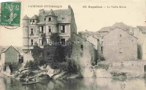 AK / Ansichtskarte Espalion Rodez 12 Aveyron Vieille-Mairie Lot Fluss Stadtfelsen Schloss Kahn Steingebaeude Turm