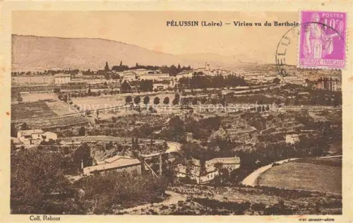 AK / Ansichtskarte Pelussin Saint-Etienne 42 Loire Virieu-vu-du-Berthoir Ortschaft Felder Huegel Haeuser Tal Baeume Strasse