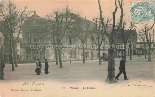 AK / Ansichtskarte ROANNE 42 Loire Theatre Platz Baeume Passanten Laternenpfahl
