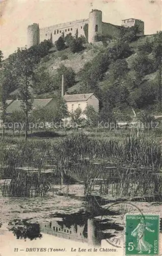 AK / Ansichtskarte Druyes-les-Belles-Fontaines AUXERRE 89 Yonne Château Lac Schloss See Schilf Baeume Schornstein Spiegelung Burg