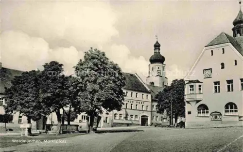 AK / Ansichtskarte Waldmuenchen Cham Bayern Marktplatz