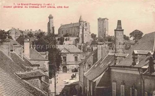 AK / Ansichtskarte Le Grand-Pressigny LOCHES 37 Indre-et-Loire Chateau-du-Grand-Pressigny Schloss-16-Jahrhundert Altstadt Daecher Kirche Tuerme Musée-Préhistorique